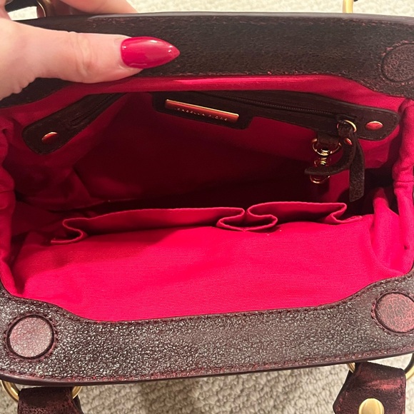 Isabella Fiore Wild Child Shoulder Bag - Picture 4 of 7